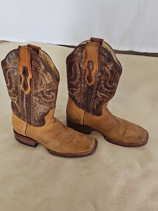 Arango Other - Boys, Two-Tone Tan Western Cowboy Boots with Embroidered Shaft